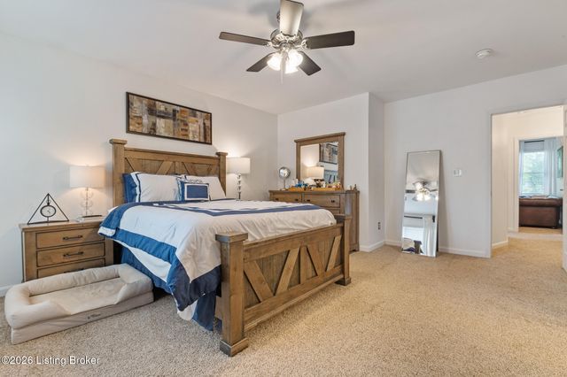 105 Marshall Dr, Louisville, KY 40207