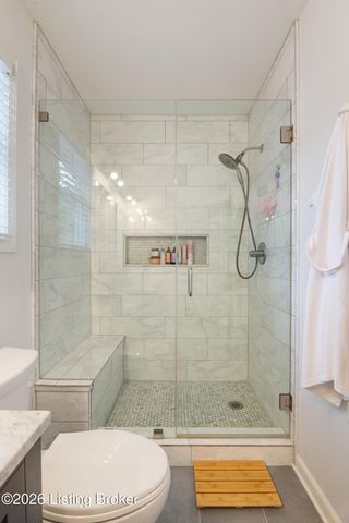 105 Marshall Dr, Louisville, KY 40207