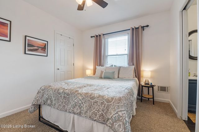 105 Marshall Dr, Louisville, KY 40207