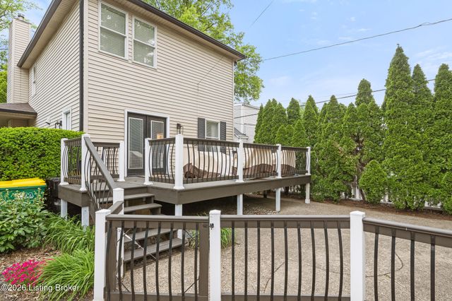 105 Marshall Dr, Louisville, KY 40207