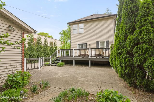 105 Marshall Dr, Louisville, KY 40207