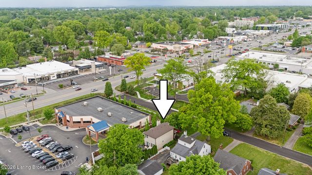 105 Marshall Dr, Louisville, KY 40207