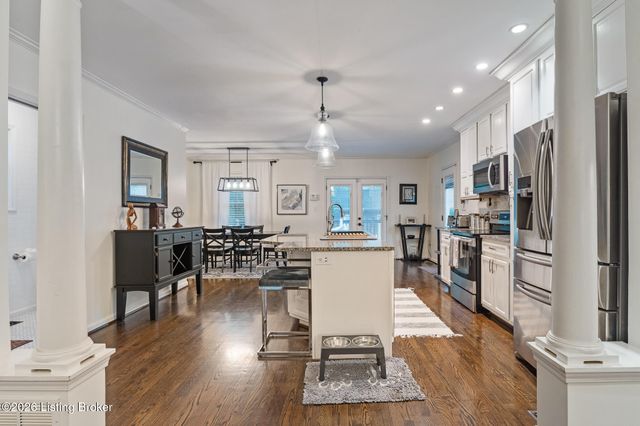 105 Marshall Dr, Louisville, KY 40207