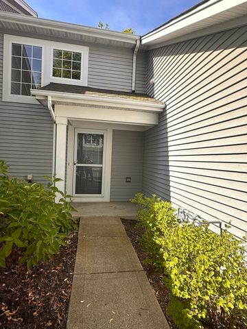 10043 HAVERHILL Lane, Huntley, IL 60142