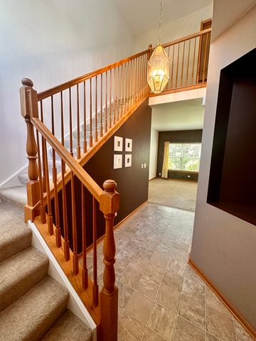10043 HAVERHILL Lane, Huntley, IL 60142