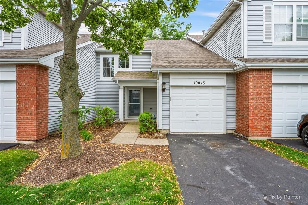 10043 HAVERHILL Lane, Huntley, IL 60142