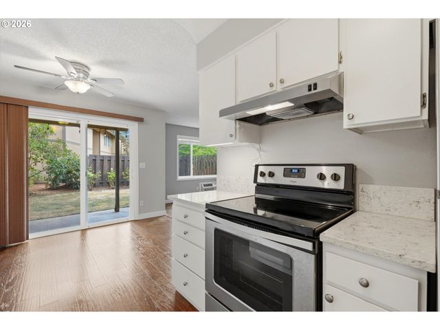 1167 Ne GRANT St A, Hillsboro, OR 97124
