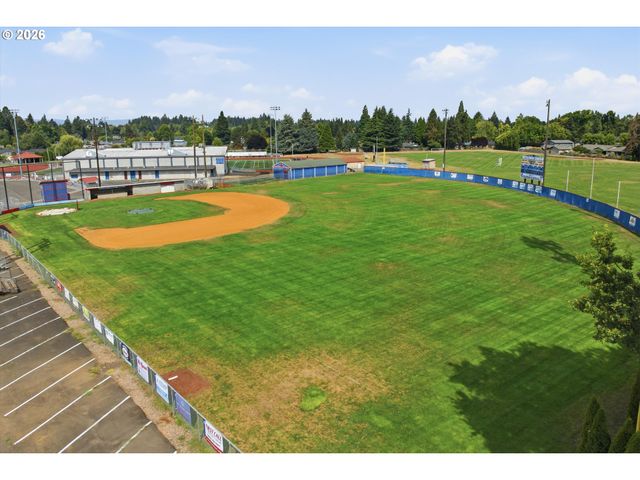 1167 Ne GRANT St A, Hillsboro, OR 97124