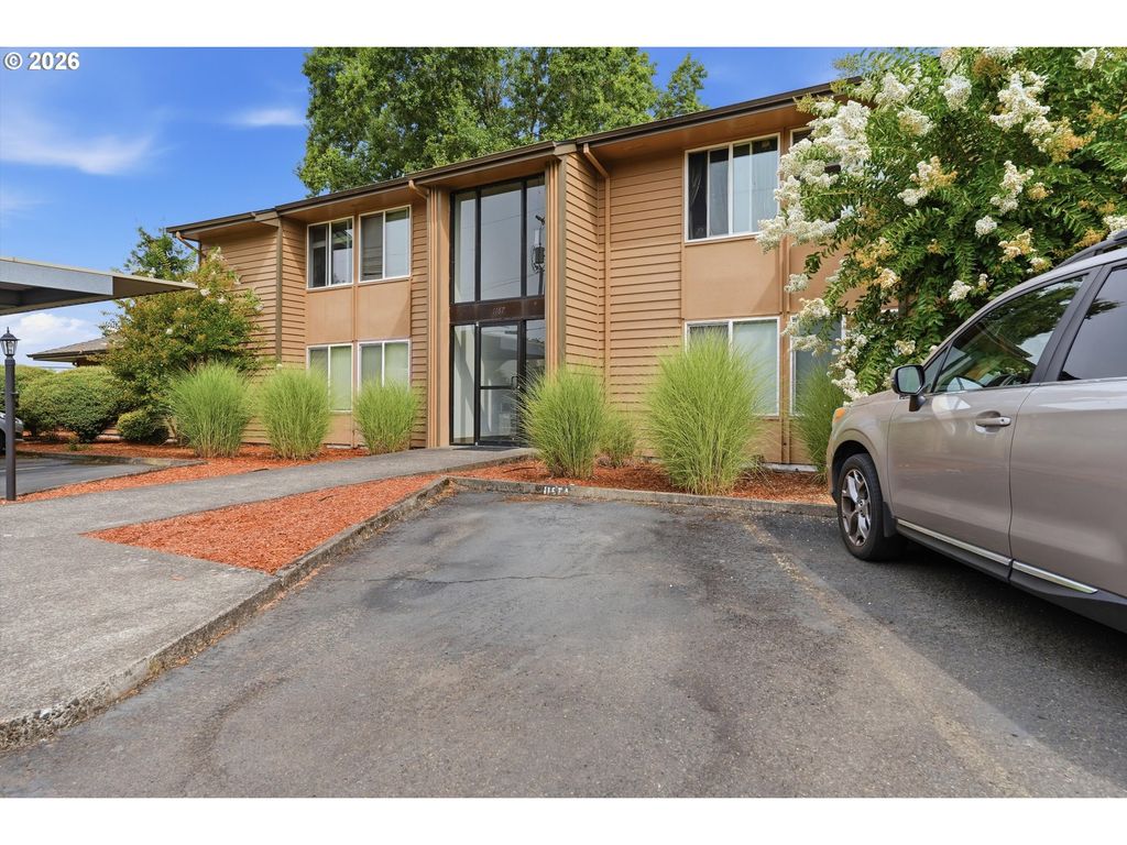 1167 Ne GRANT St A, Hillsboro, OR 97124