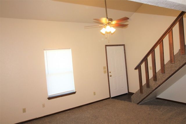 1901 E Lindsey Street 10B, Norman, OK 73071