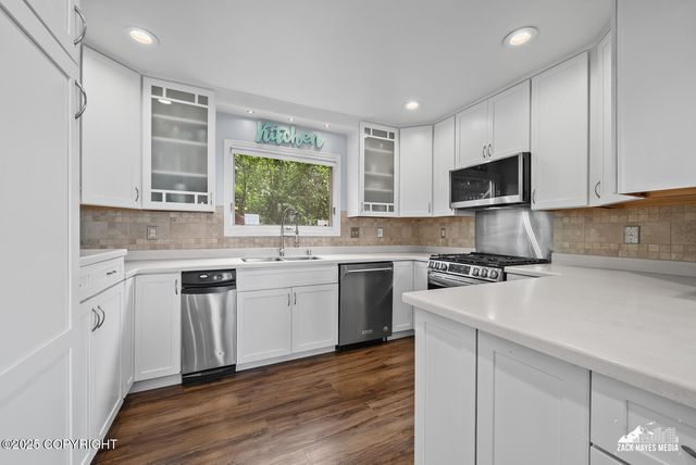 18041 Spain Drive, Anchorage, AK 99516