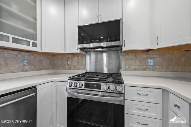 18041 Spain Drive, Anchorage, AK 99516