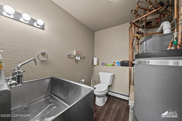 18041 Spain Drive, Anchorage, AK 99516