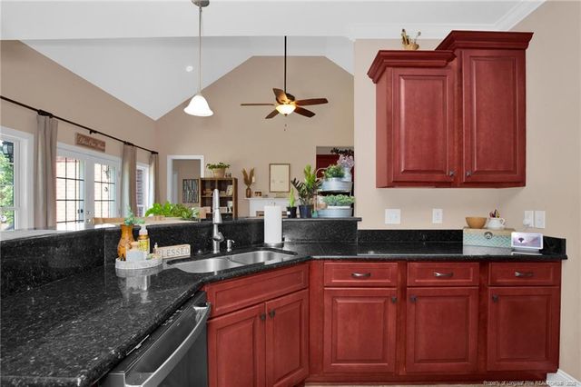 5204 Pin Oak Drive, Lumberton, NC 28358