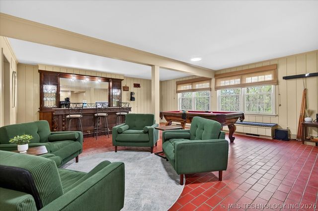 2103 Skyline Drive, Bartlesville, OK 74006