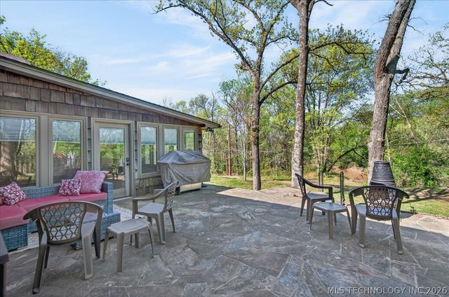 2103 Skyline Drive, Bartlesville, OK 74006