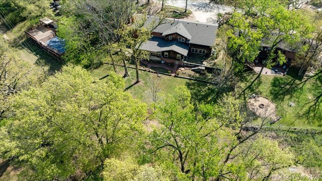 2103 Skyline Drive, Bartlesville, OK 74006