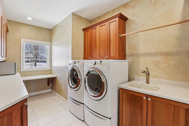 1613 Hidden Hill Drive, Verona, WI 53593