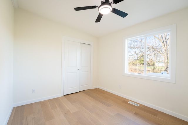 5776 E Farm Road 168, Rogersville, MO 65742