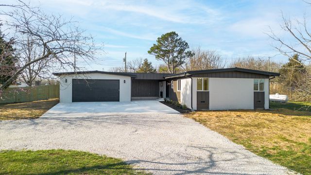 5776 E Farm Road 168, Rogersville, MO 65742