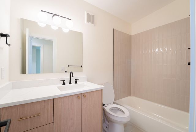 5776 E Farm Road 168, Rogersville, MO 65742