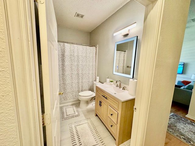 3705 Pinetree Drive, Mckinney, TX 75070