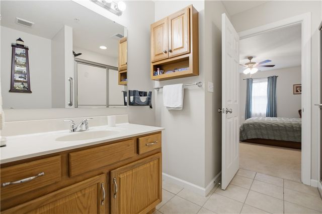 1 Coraopolis Rd 200, Kennedy Twp, PA 15108