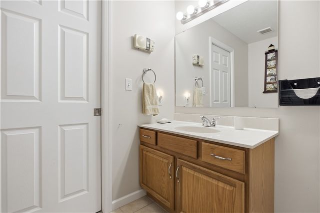 1 Coraopolis Rd 200, Kennedy Twp, PA 15108