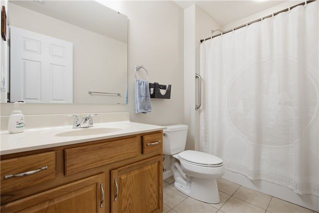 1 Coraopolis Rd 200, Kennedy Twp, PA 15108