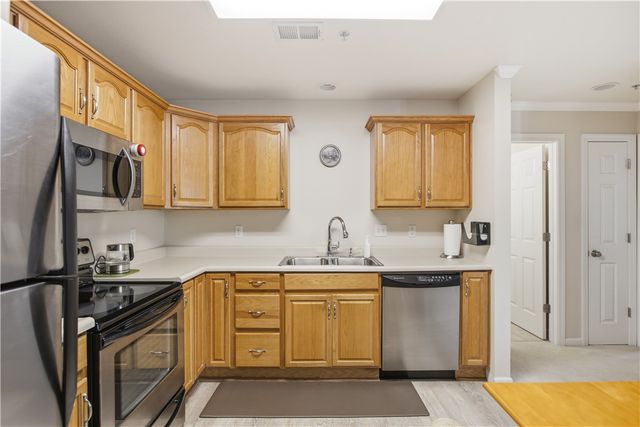 1 Coraopolis Rd 200, Kennedy Twp, PA 15108