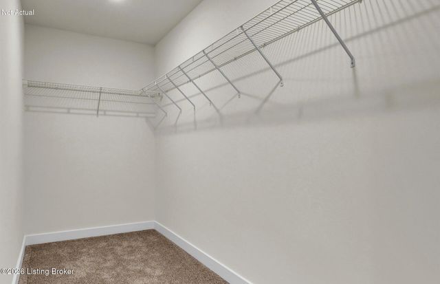 4025 Blackthorn Pl, La Grange, KY 40031