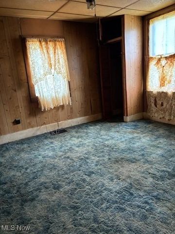 13516 Old Glory Rd, Lore City, OH 43755