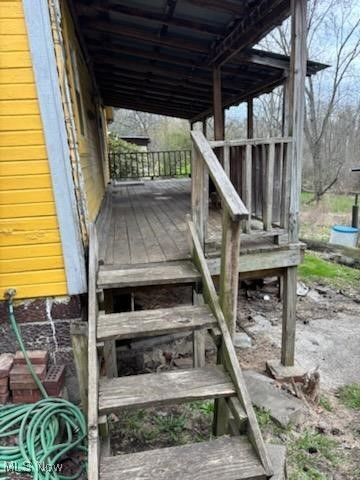 13516 Old Glory Rd, Lore City, OH 43755