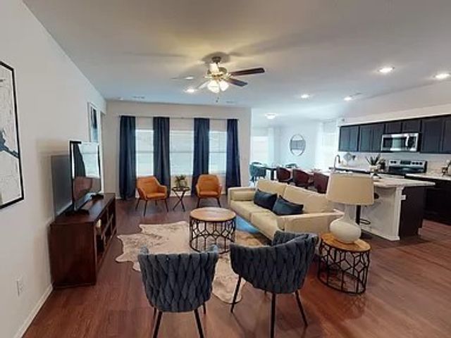 1728 Edens Street, Gentry, AR 72734