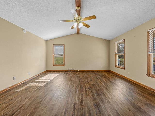 202 Adams Court, Inman, SC 29349