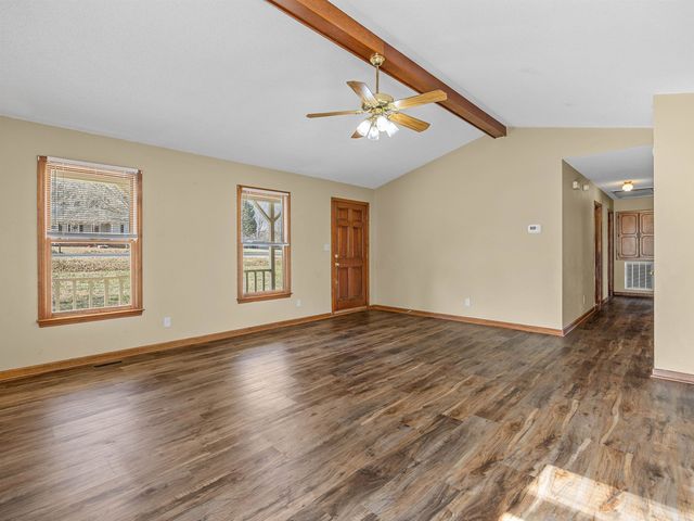 202 Adams Court, Inman, SC 29349