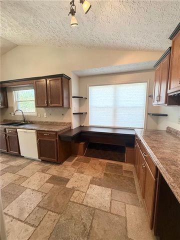 1907 Grant Lane, Woodstock, GA 30188