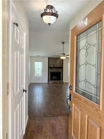 1907 Grant Lane, Woodstock, GA 30188