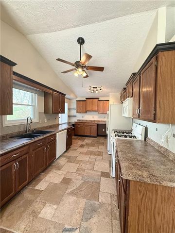 1907 Grant Lane, Woodstock, GA 30188