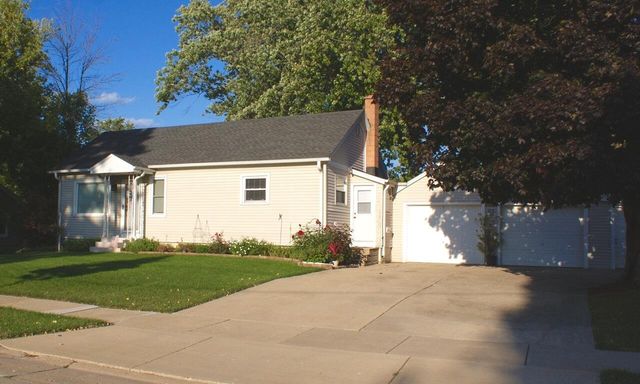 5523 49th AVENUE, Kenosha, WI 53144