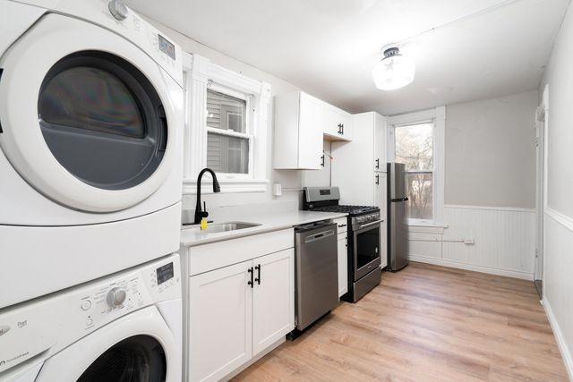 2207 Blake Avenue, Saint Paul, MN 55108