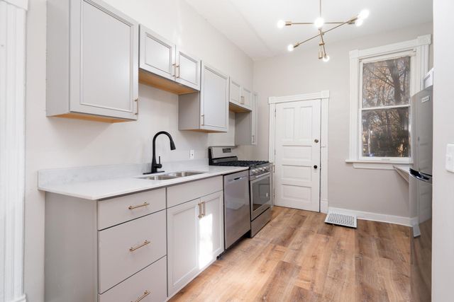 2207 Blake Avenue, Saint Paul, MN 55108