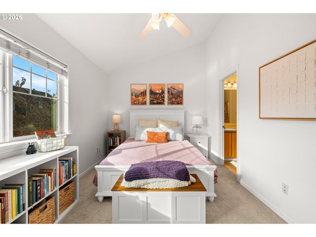 9225 Sw CASCARA Ln, Tualatin, OR 97062