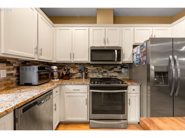 9225 Sw CASCARA Ln, Tualatin, OR 97062