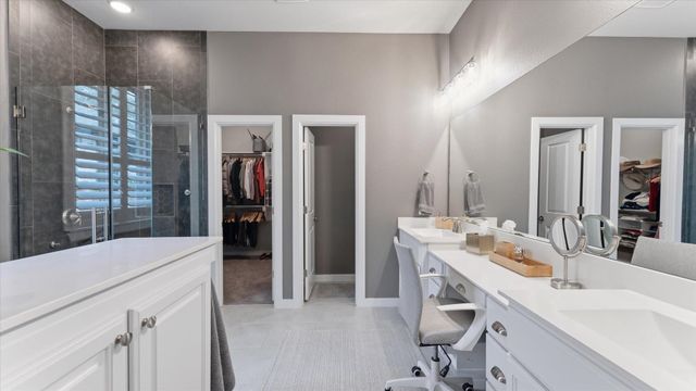 125 Russet Bend Place N, Montgomery, TX 77316