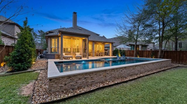 125 Russet Bend Place N, Montgomery, TX 77316