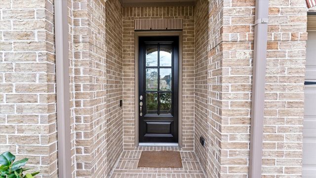 125 Russet Bend Place N, Montgomery, TX 77316