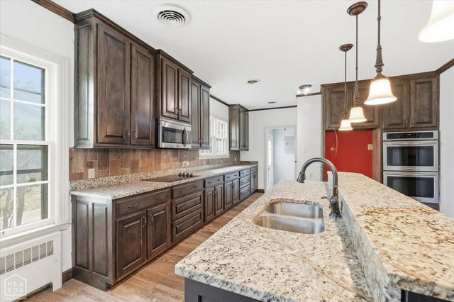 816 W Johnson Avenue W, Osceola, AR 72370