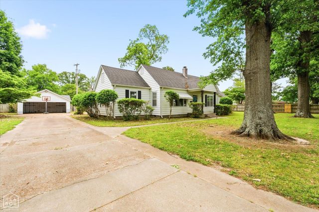 816 W Johnson Avenue W, Osceola, AR 72370