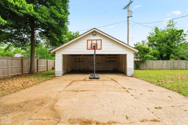 816 W Johnson Avenue W, Osceola, AR 72370